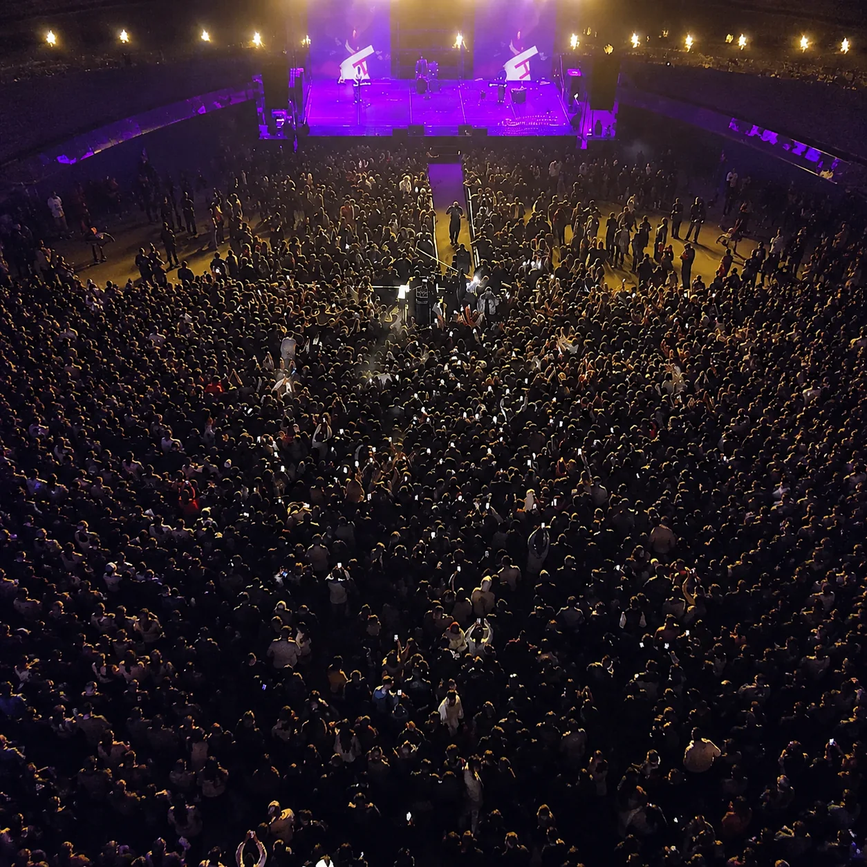 Live concert at Naturals